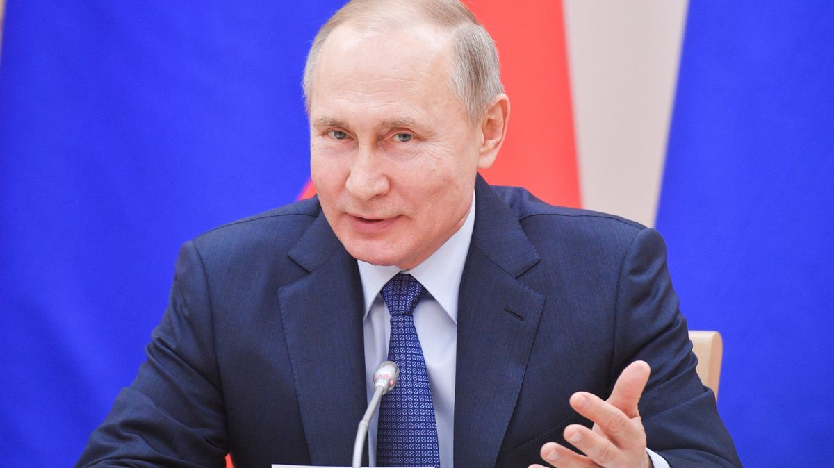 Rusové rozhodnou v referendu o budoucnosti Putina